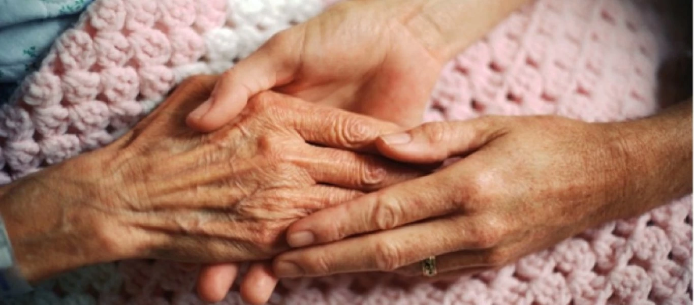 Eφυγε από τη ζωή λατρεμένη γιαγιά του ελληνικού διαδικτύου (φωτο - βιντεο)